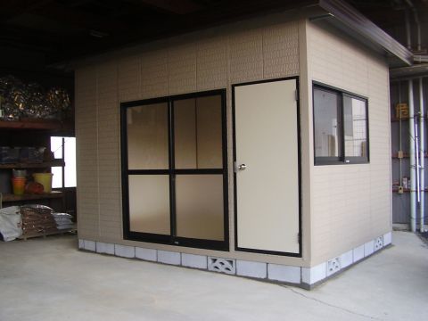 倉庫内・休憩所（）の施工事例
