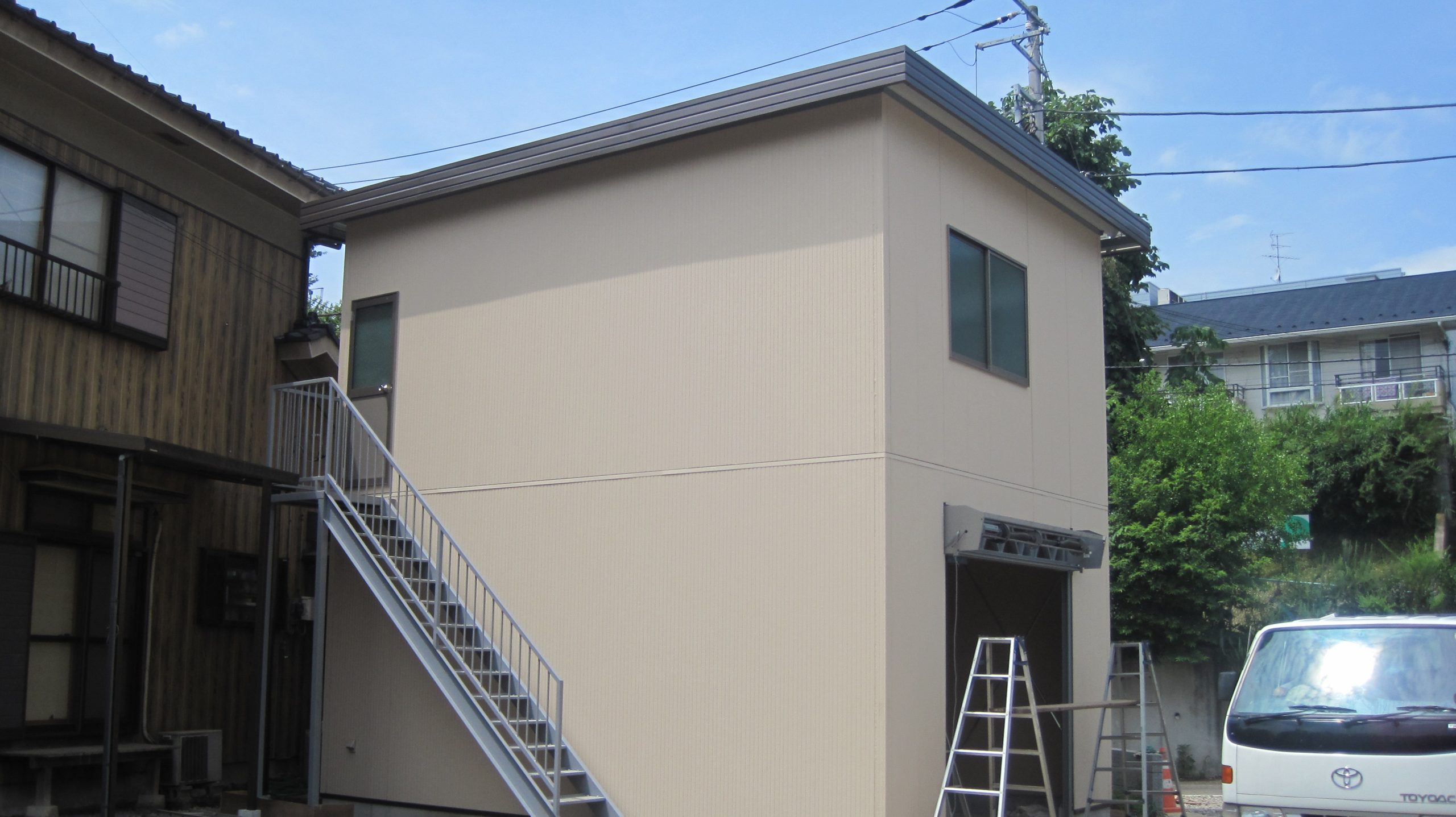 倉庫新築工事の施工写真