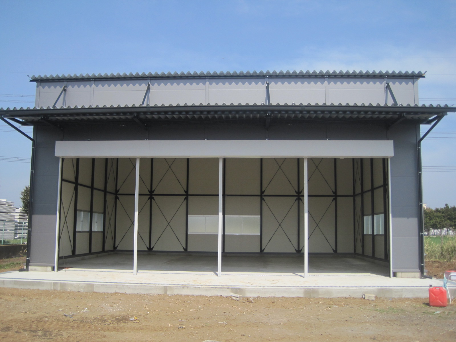 軽量鉄骨造　倉庫・工場の施工写真