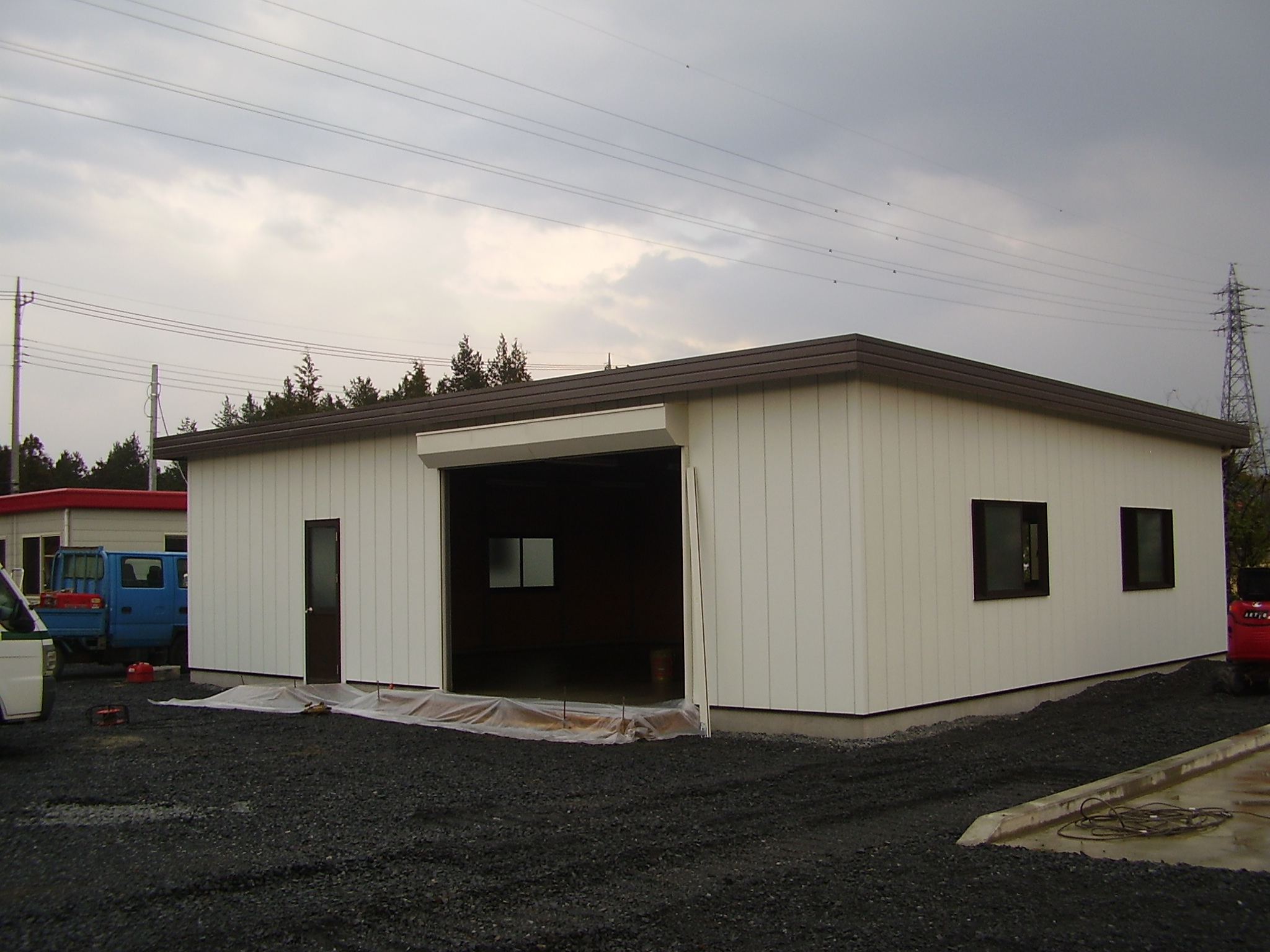 プレハブ倉庫の施工写真