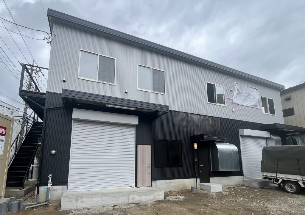 プレハブ事務所・工場　2階建て（神奈川県）の施工事例